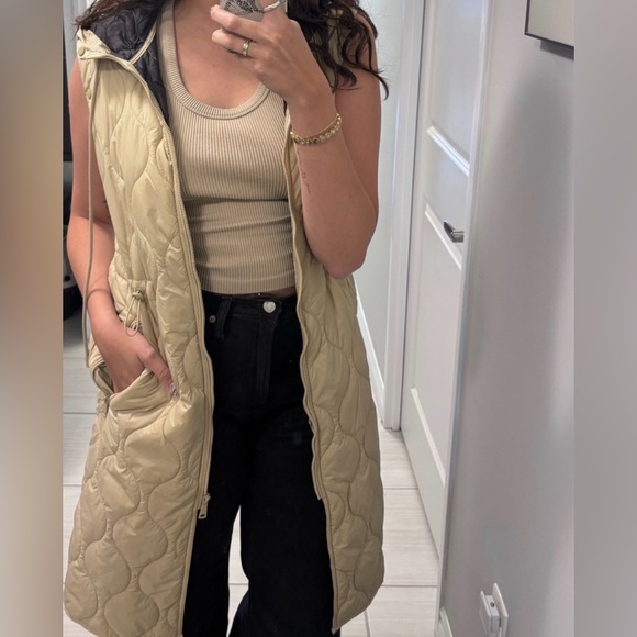 BNWT RINO&PELLE (In packaging) Calvin Convertible Jacket - Warm Sand - Picture 5 of 6